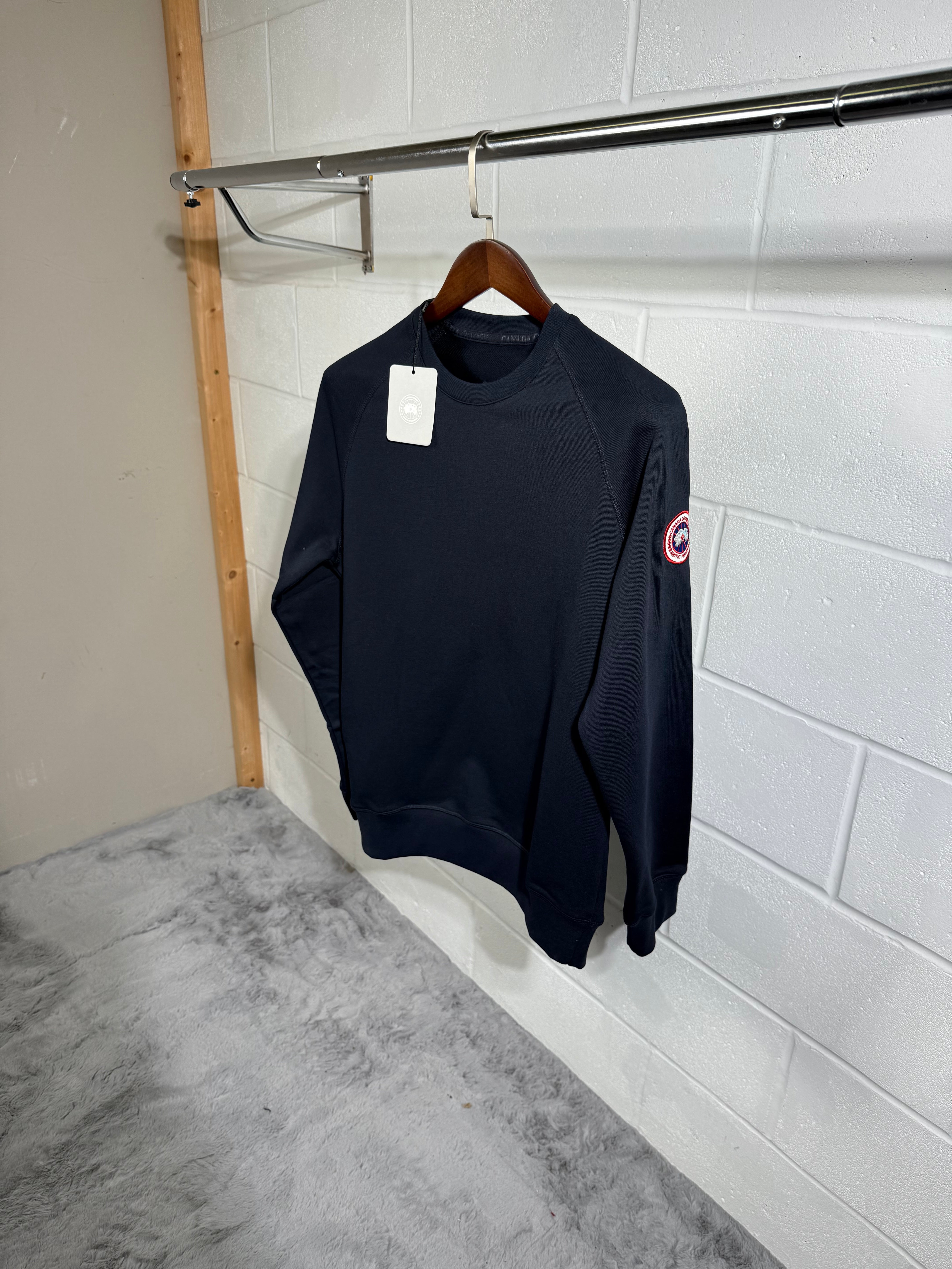 Canada goose sweater navy