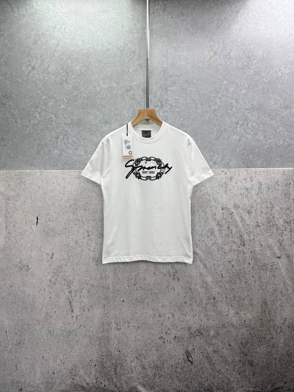 VENCHY Tees