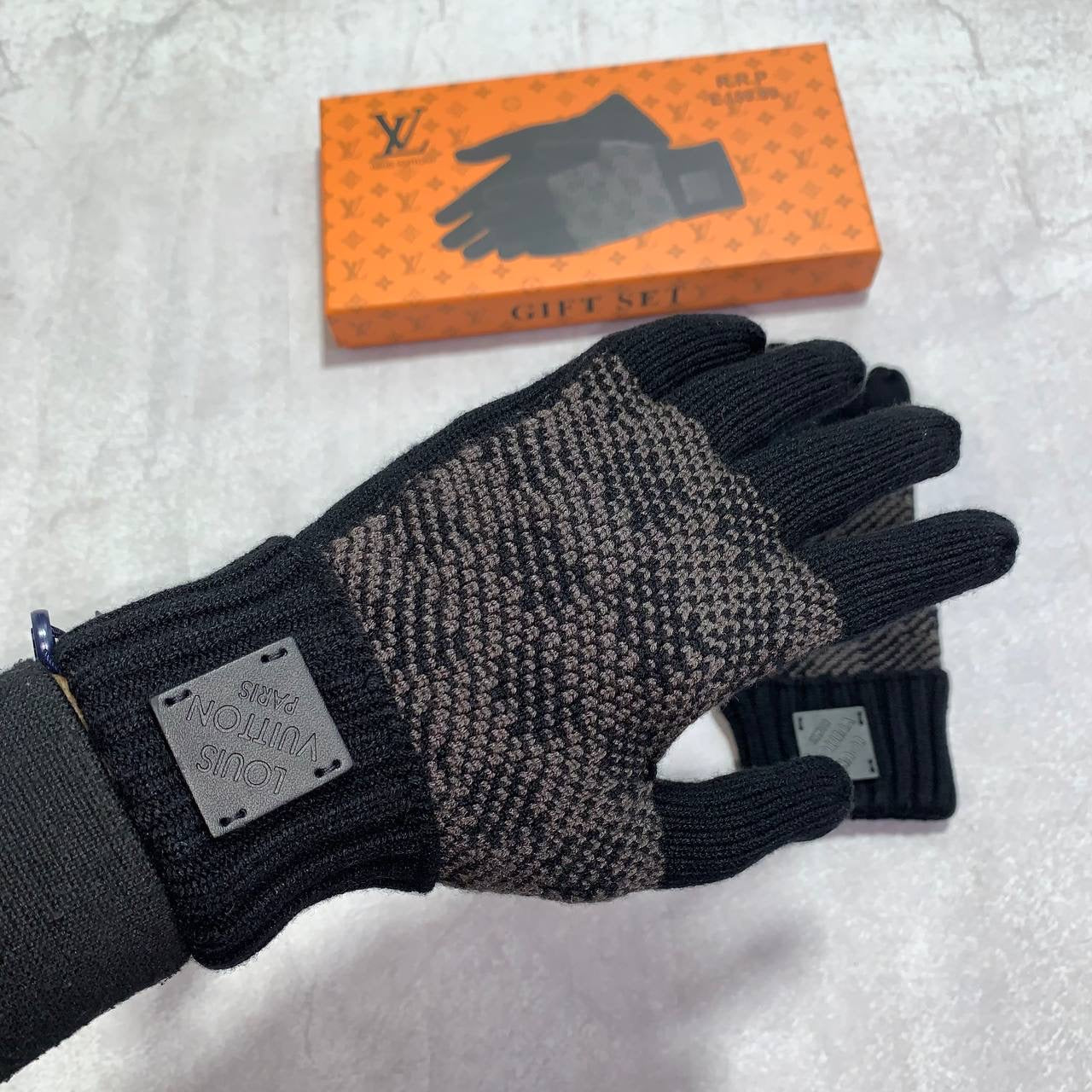 LOUI gloves set