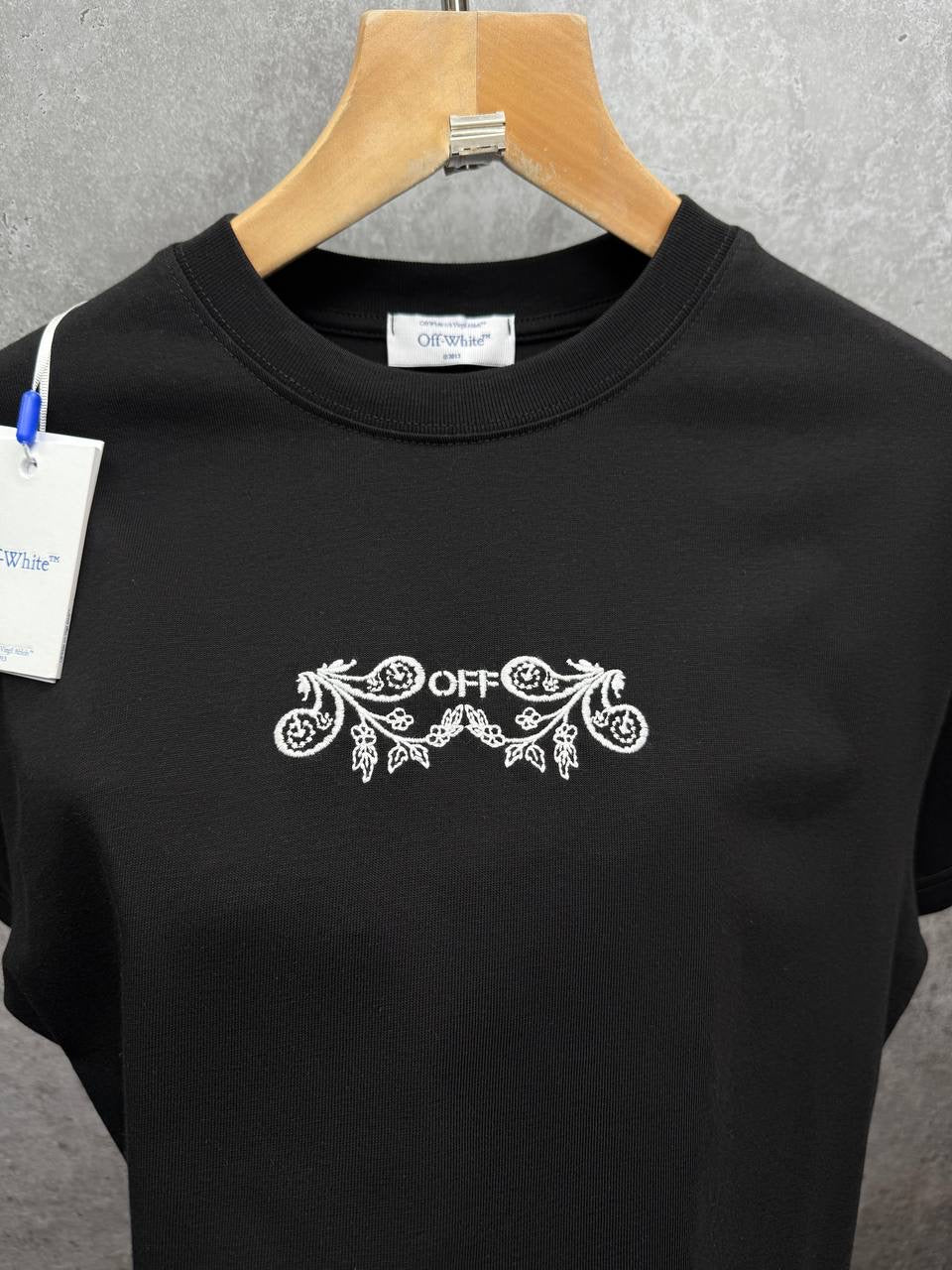 X WHITE Tees