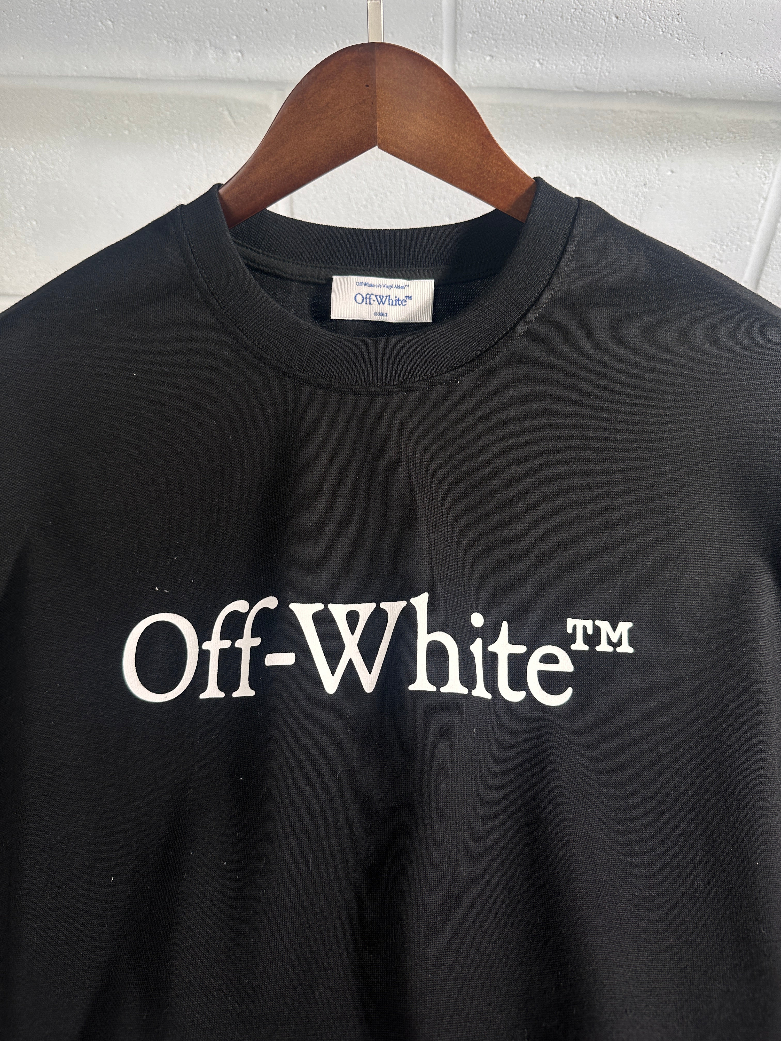 OFF-white tee black