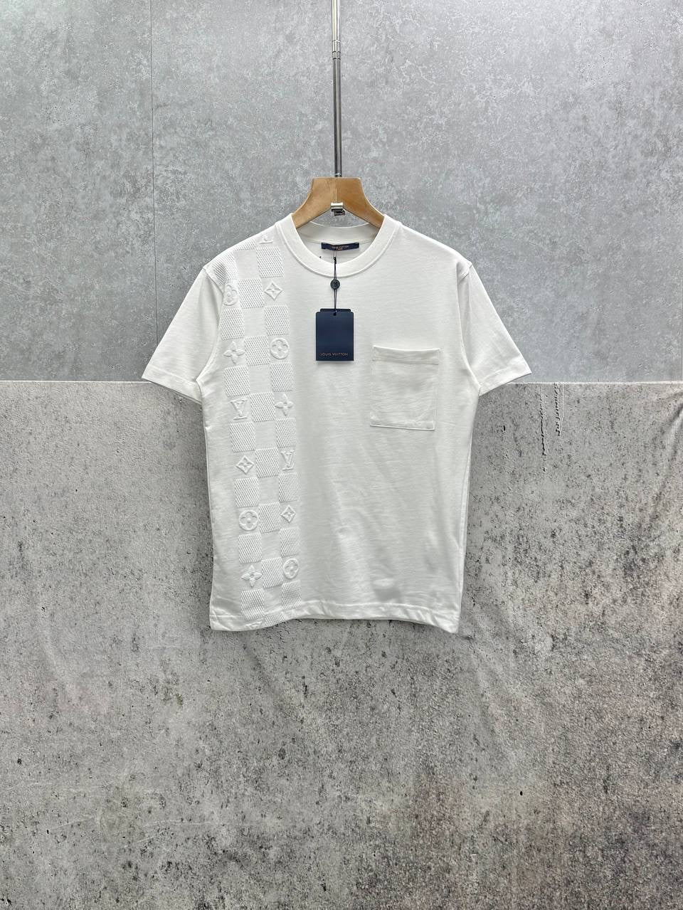 LOUI tees