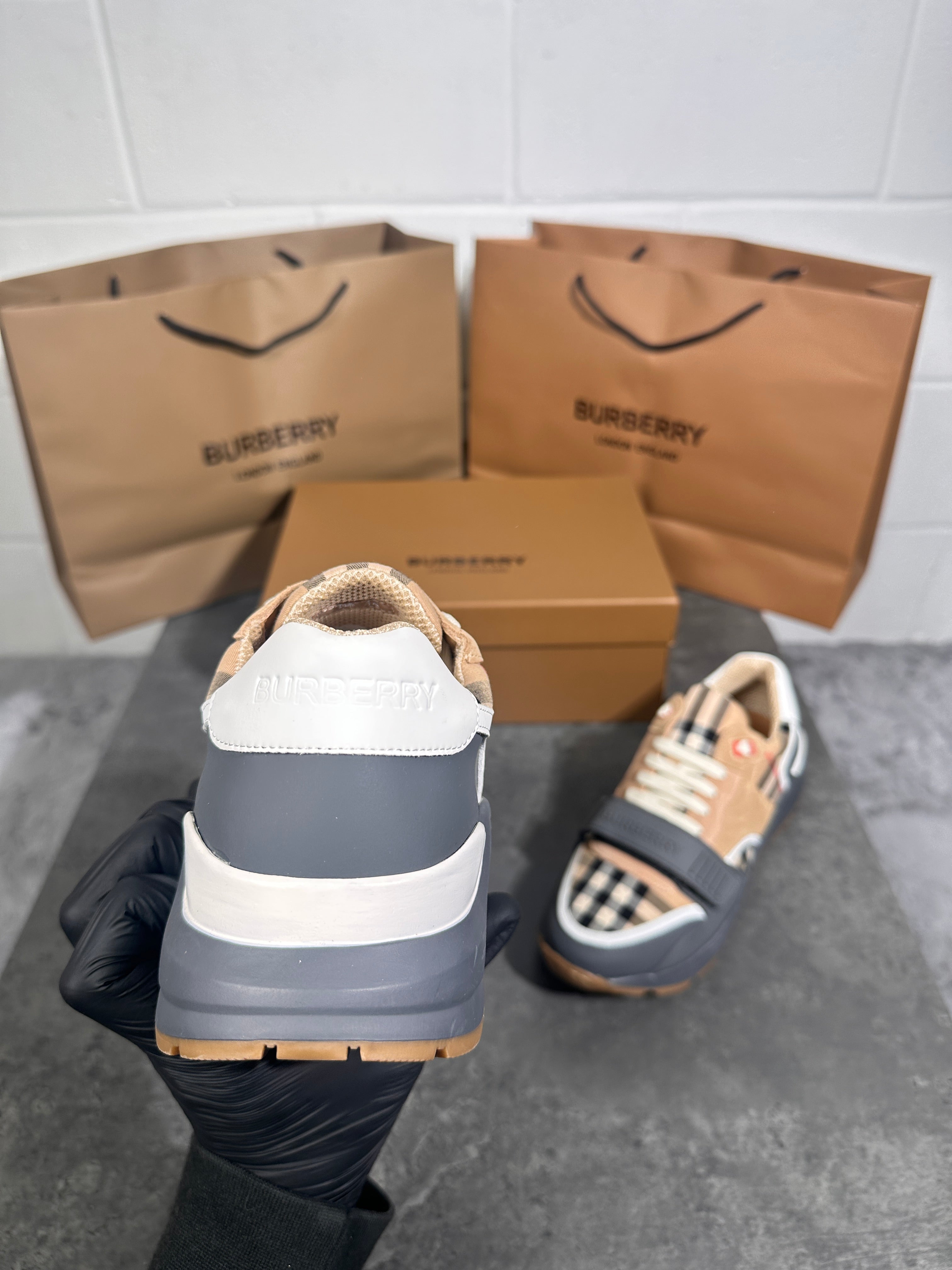 Burberry trainer