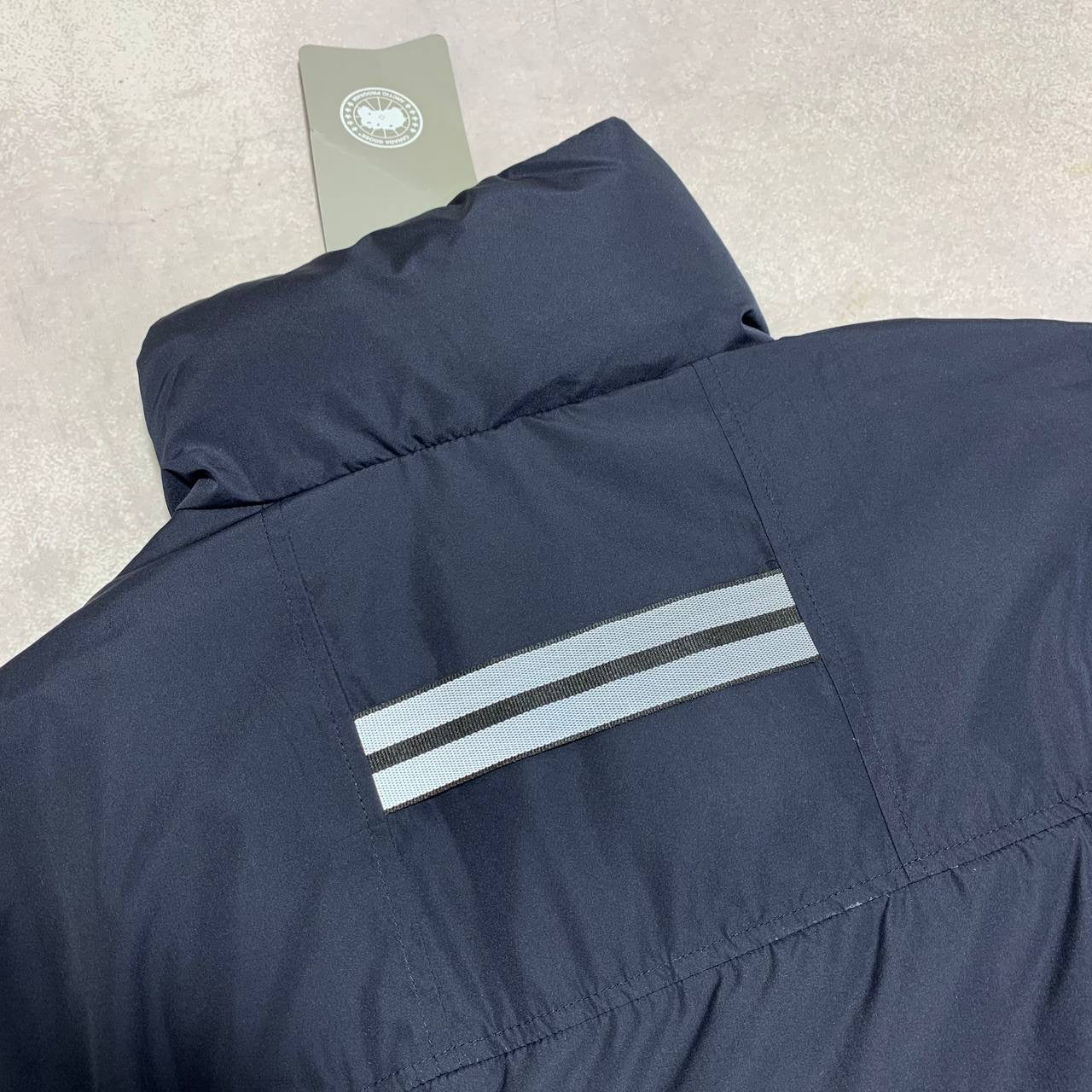 GOOSE puffer jacket