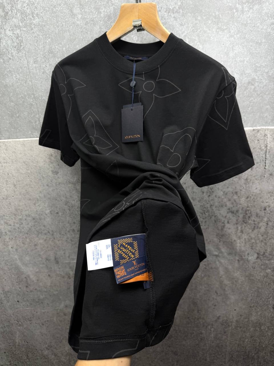 LOUI tees