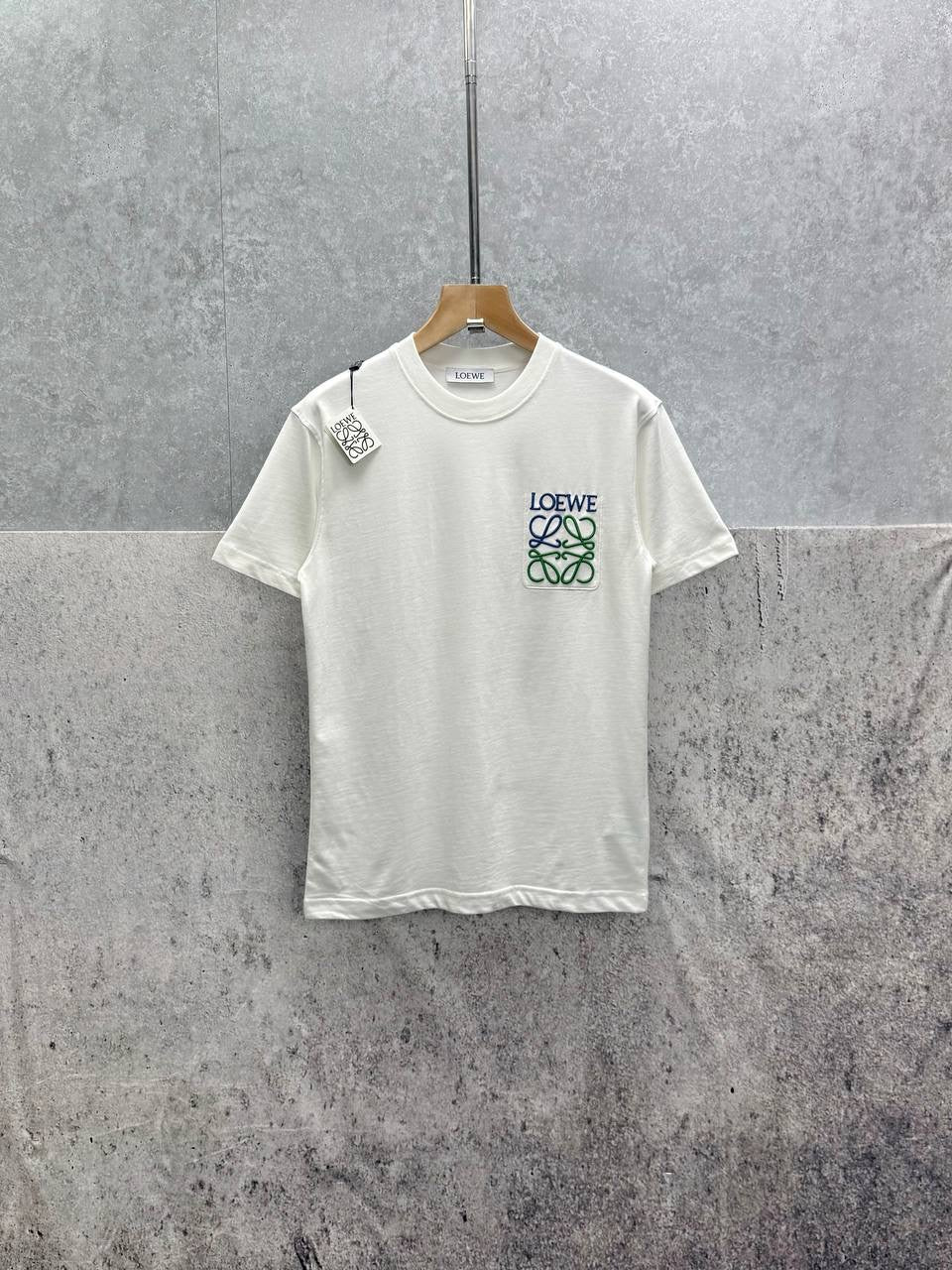 LOWE Tees