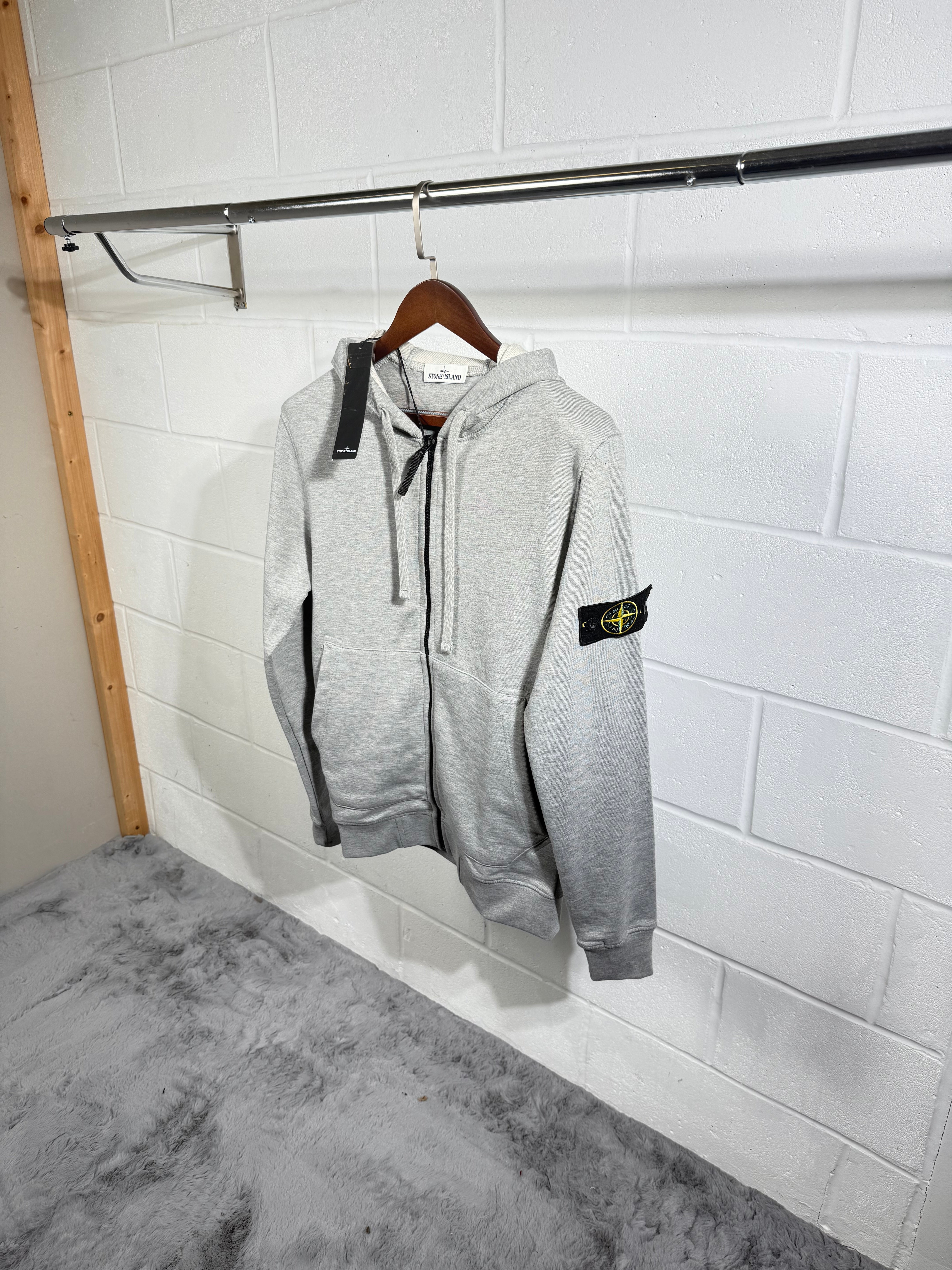 SI zip up hoodie grey