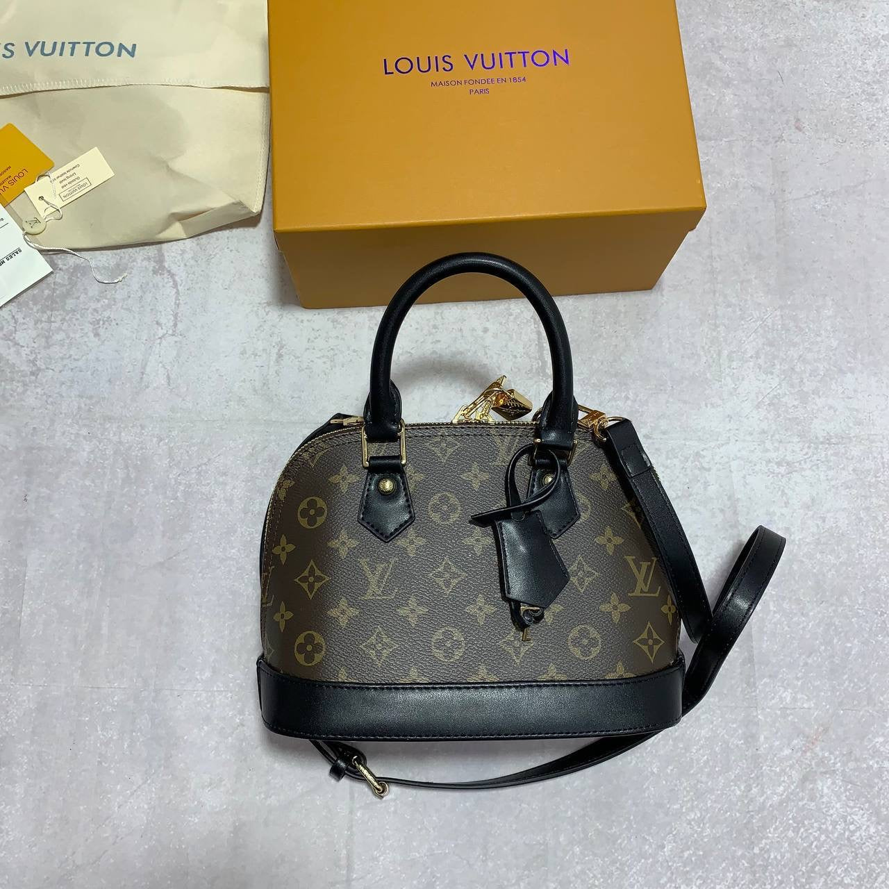 LOUI saddle bag
