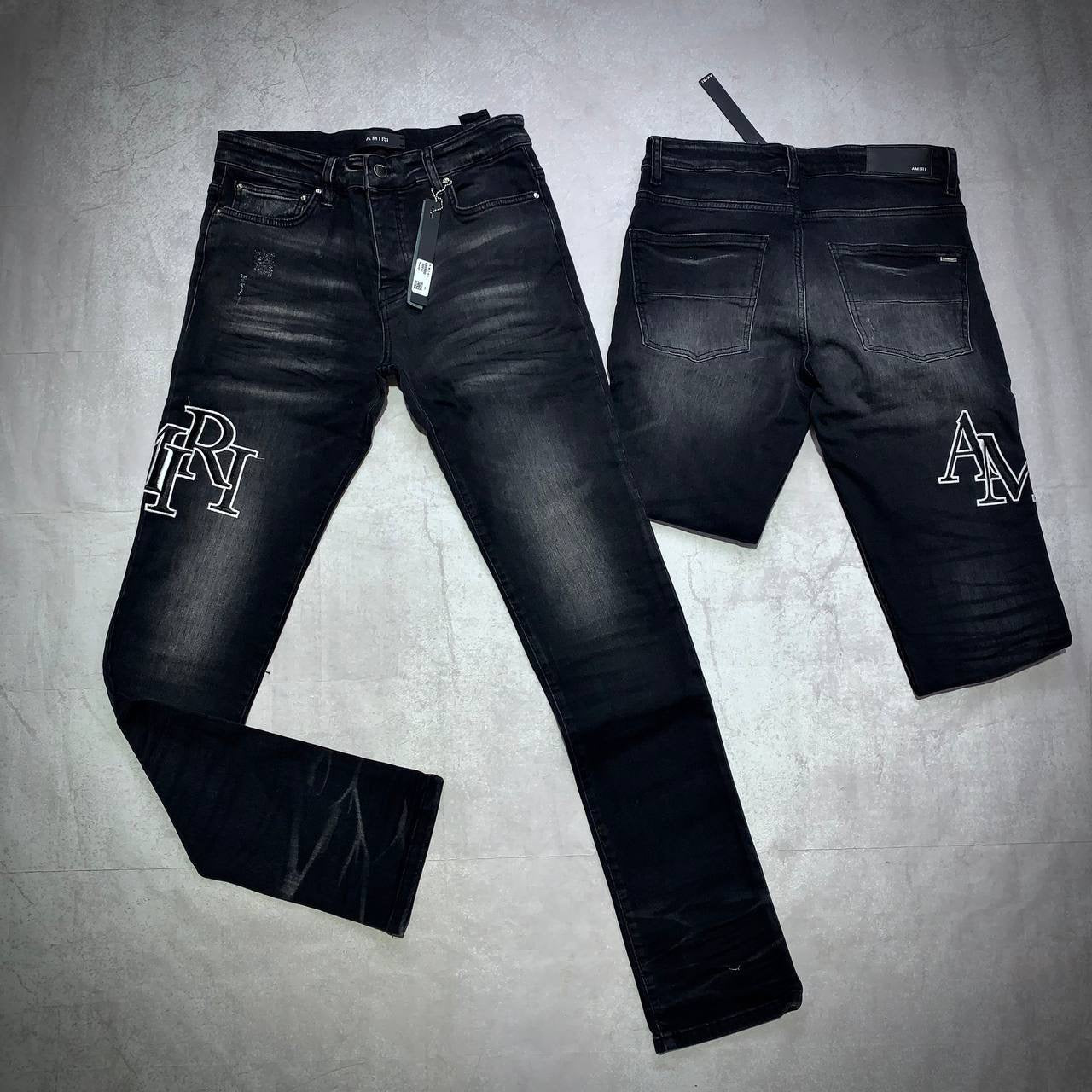 AMRI Jeans