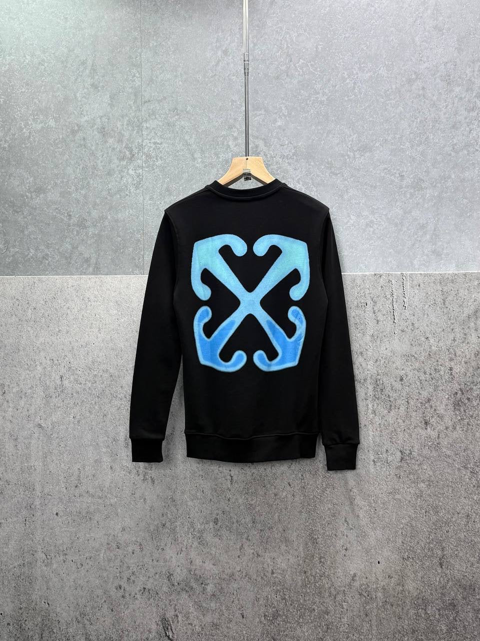 X WHITE sweatshirt