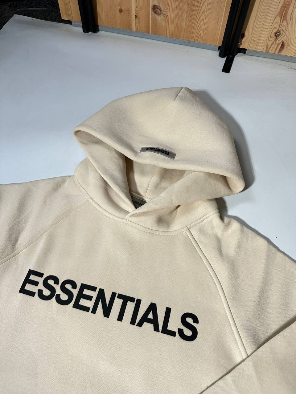 ESSEN HOODIE