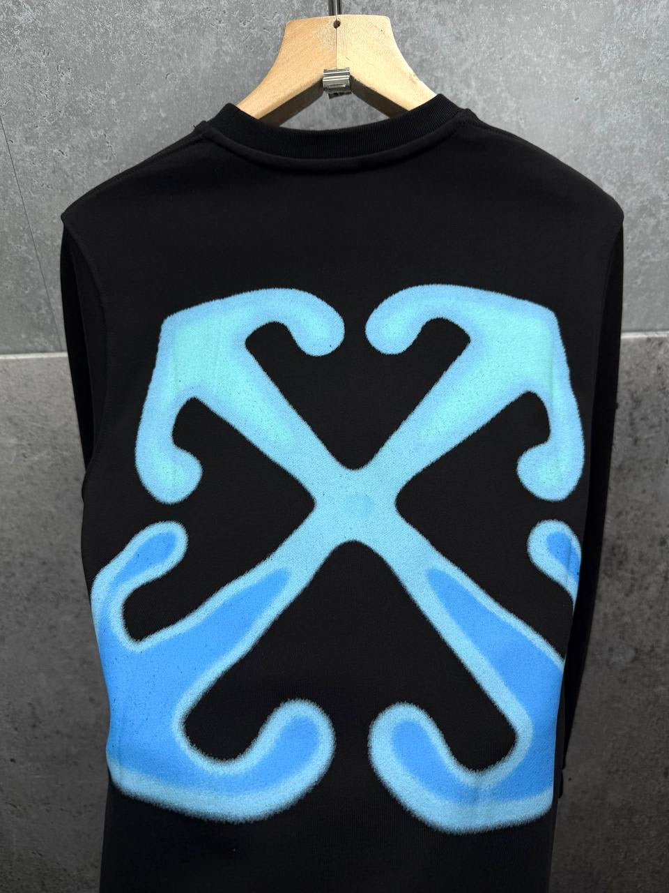 X WHITE sweatshirt