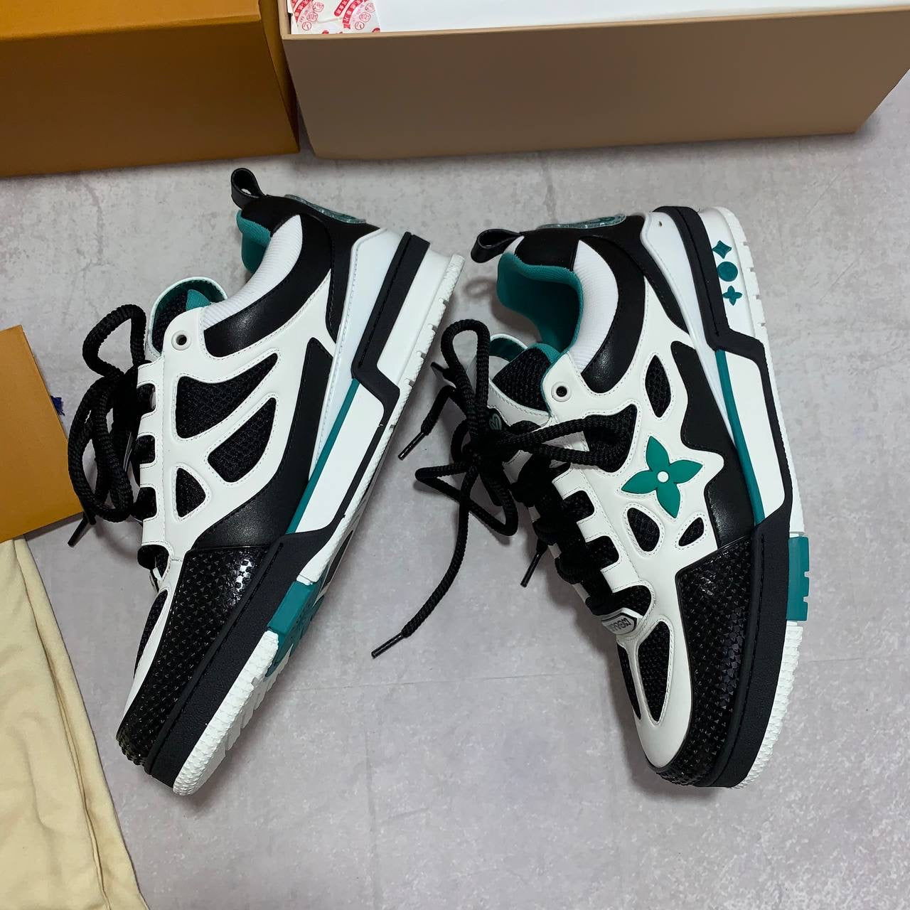 LOUI Trainers