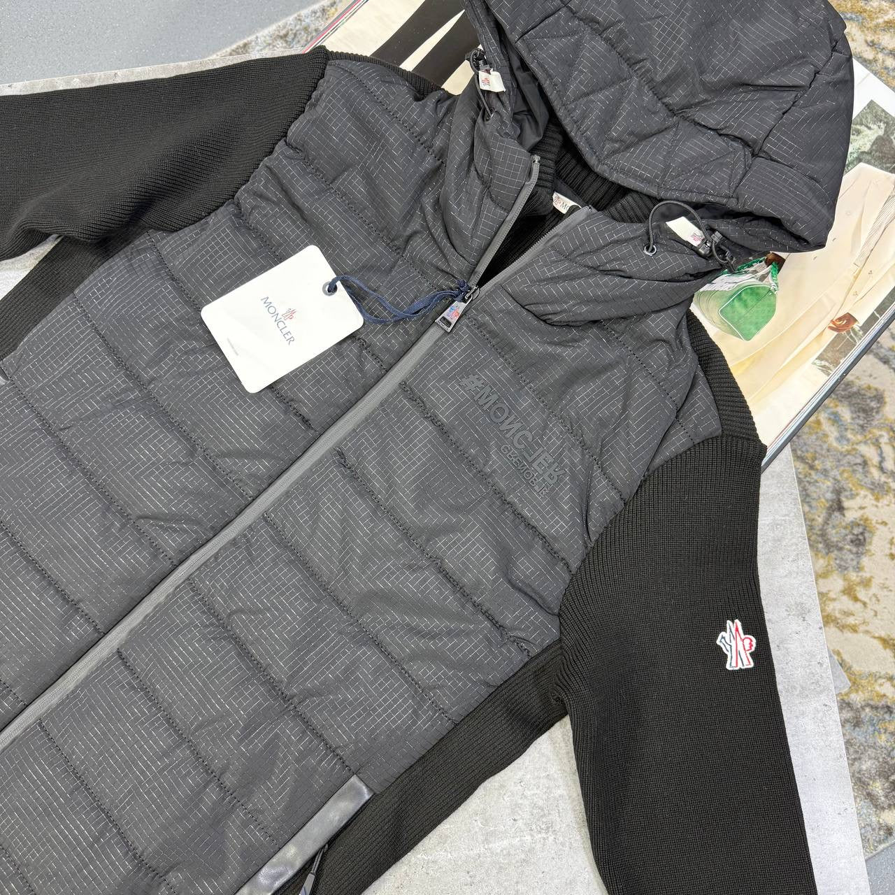 MONC Hybrid jacket