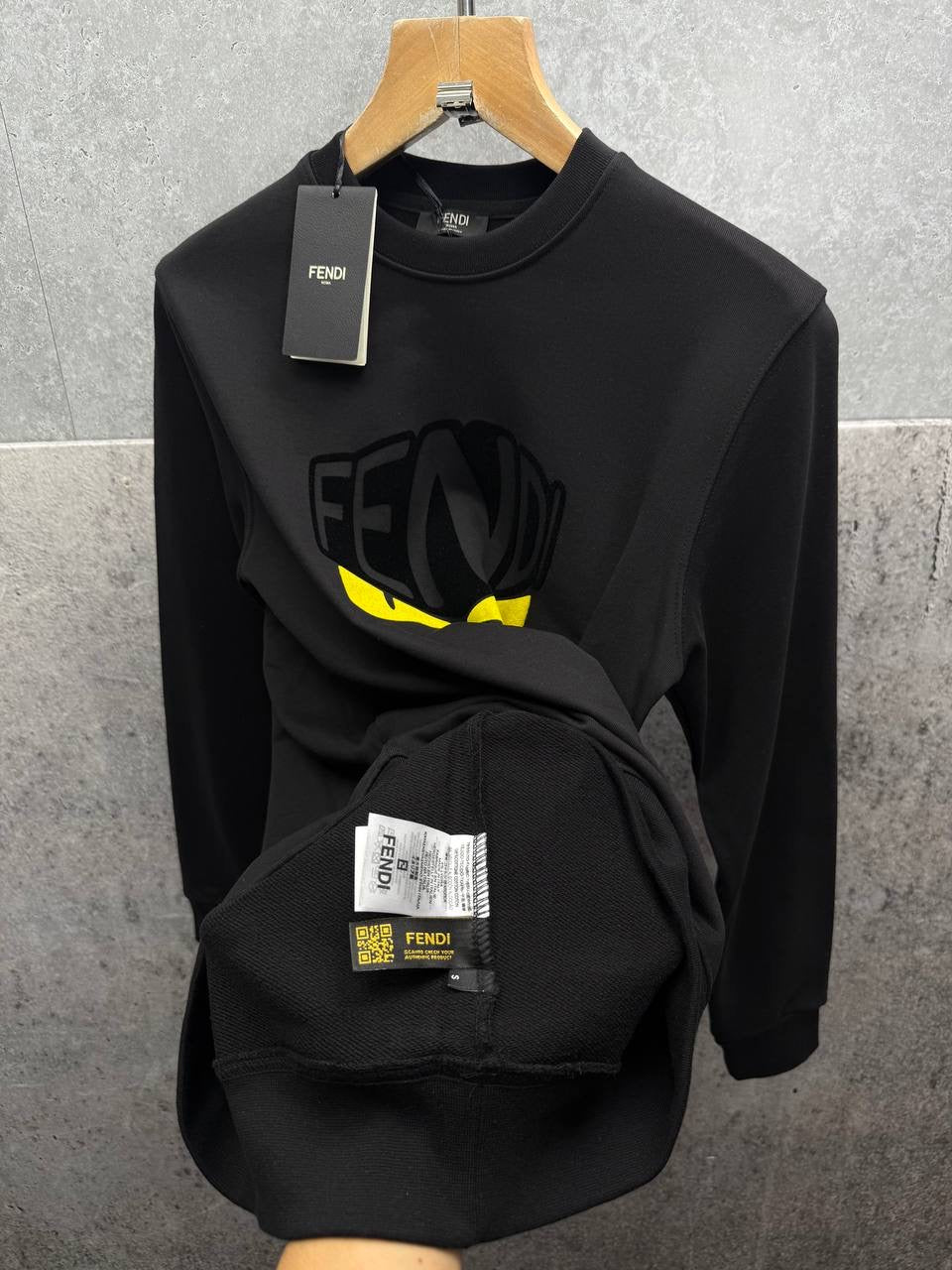 ENDI sweatshirt