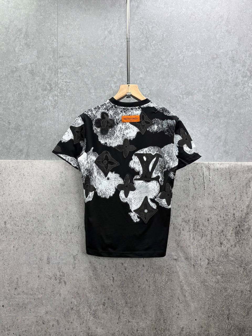 LOUI Tees