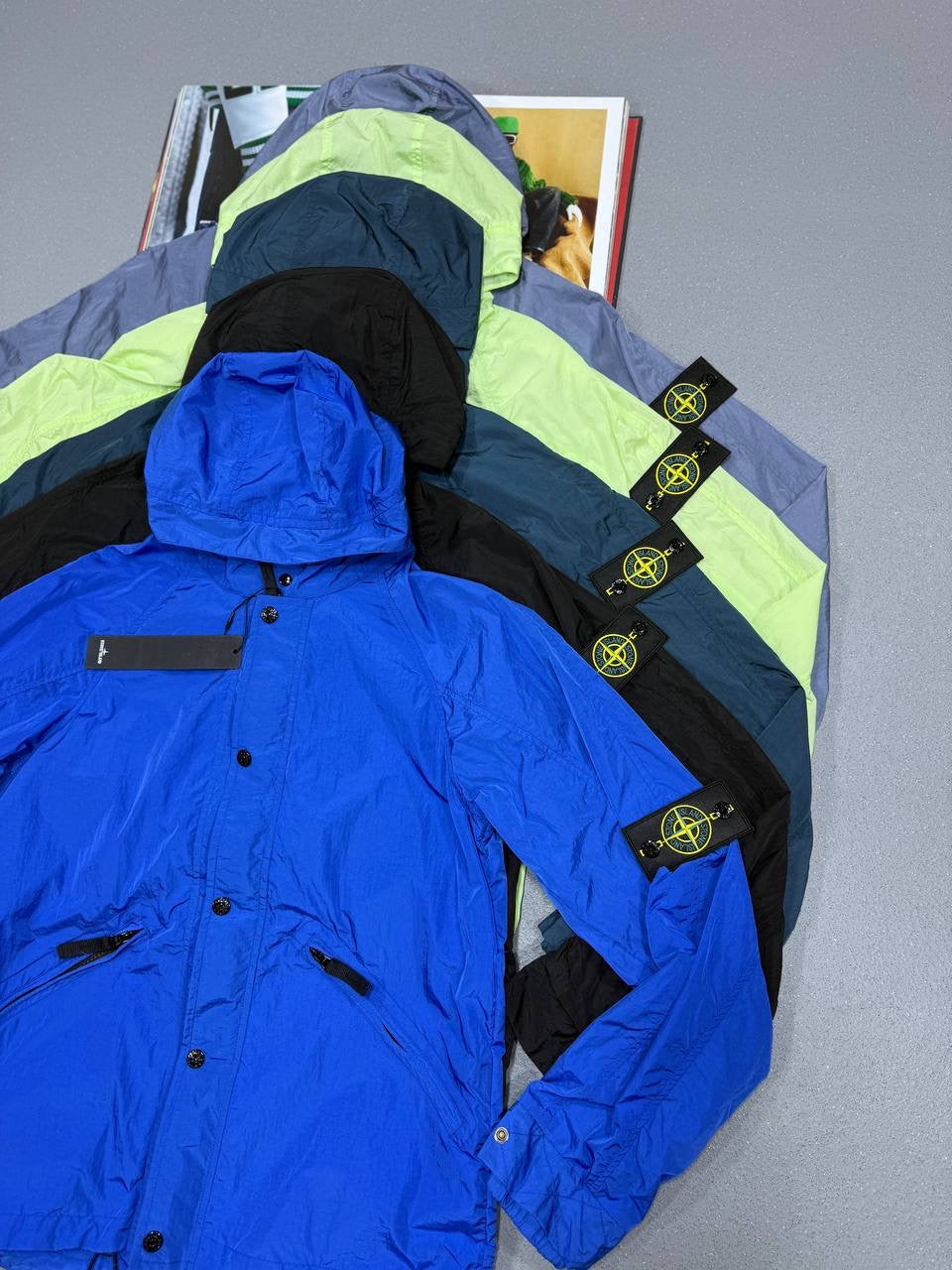 STONI Windbraker Jacket