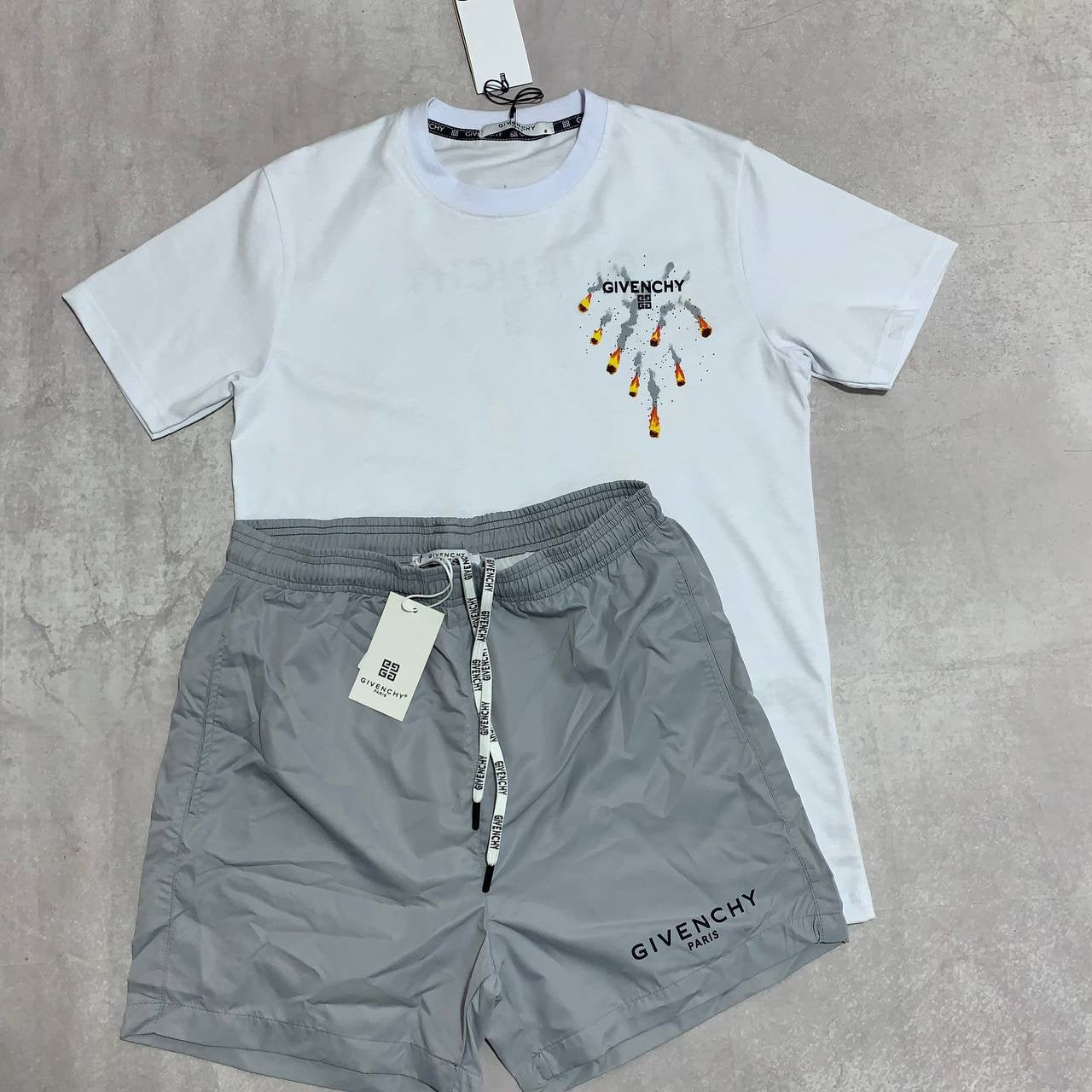 VENCHY short set