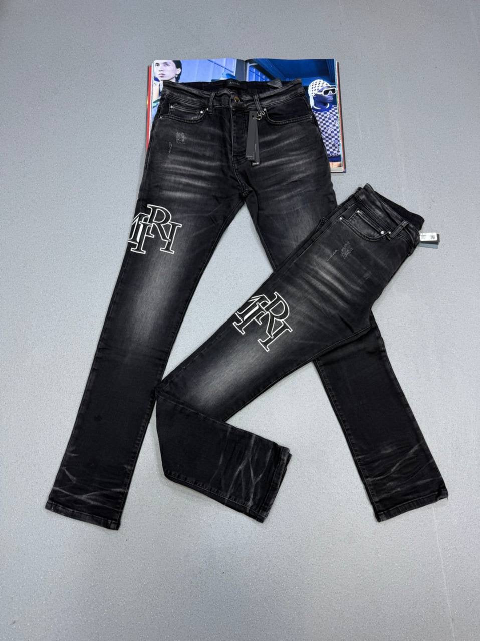 AMRI JEANS