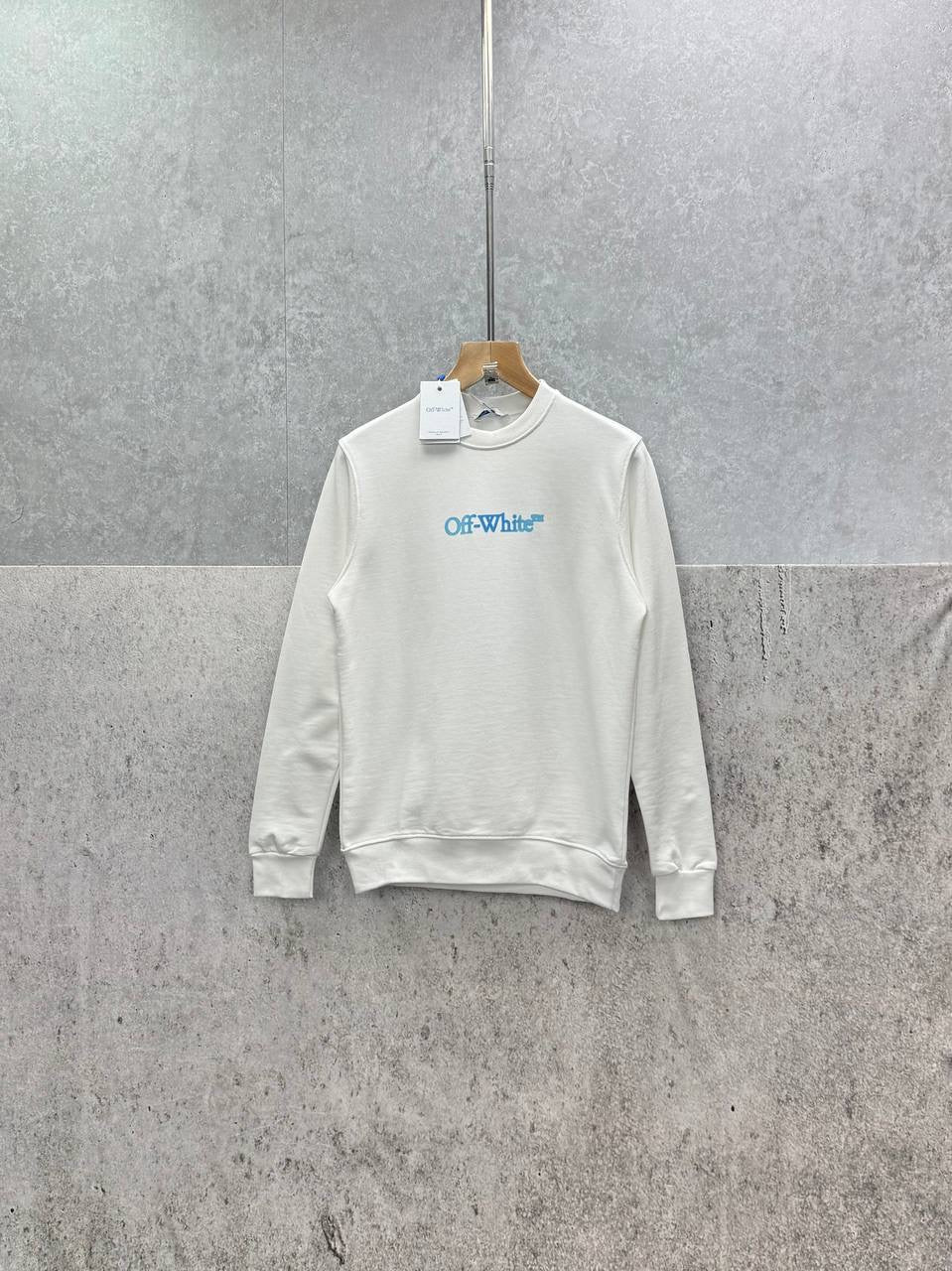 X WHITE sweatshirt