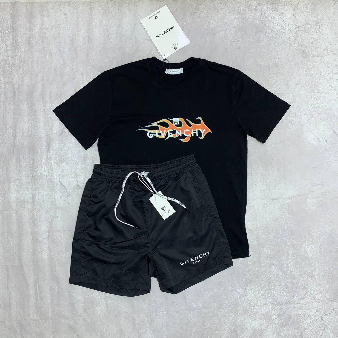 VENCHY short set