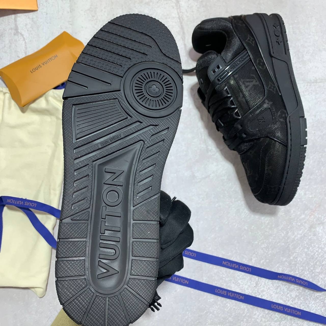 LOUI Trainers