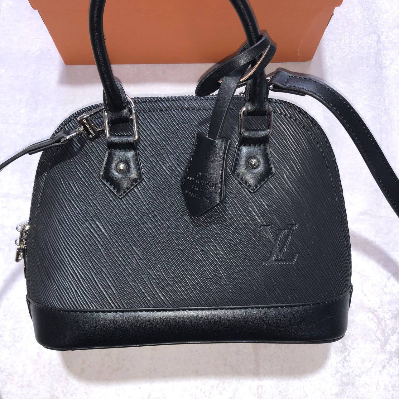 LOUI saddle bag