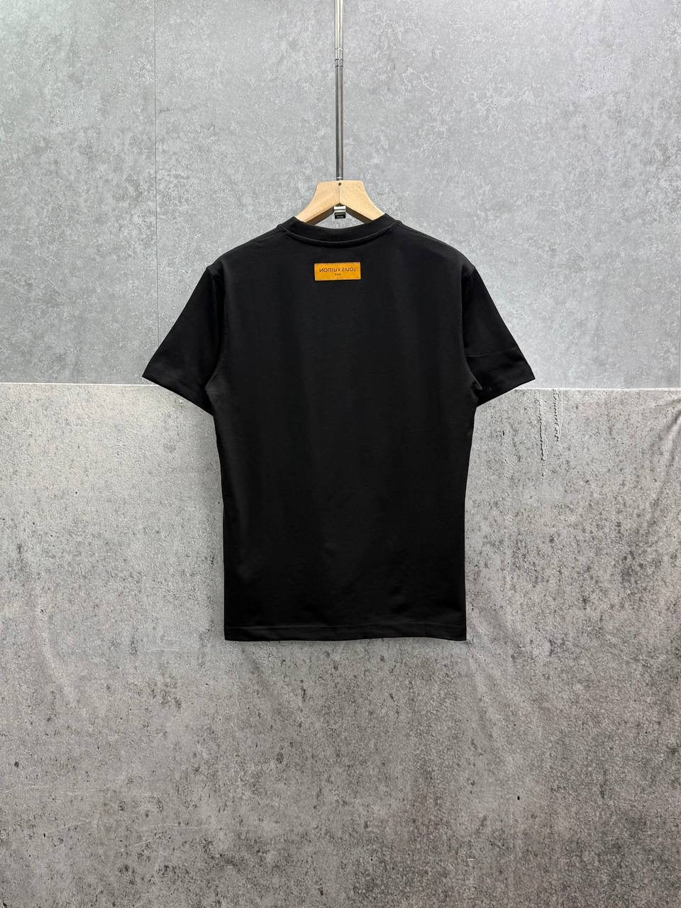 LOUI tees