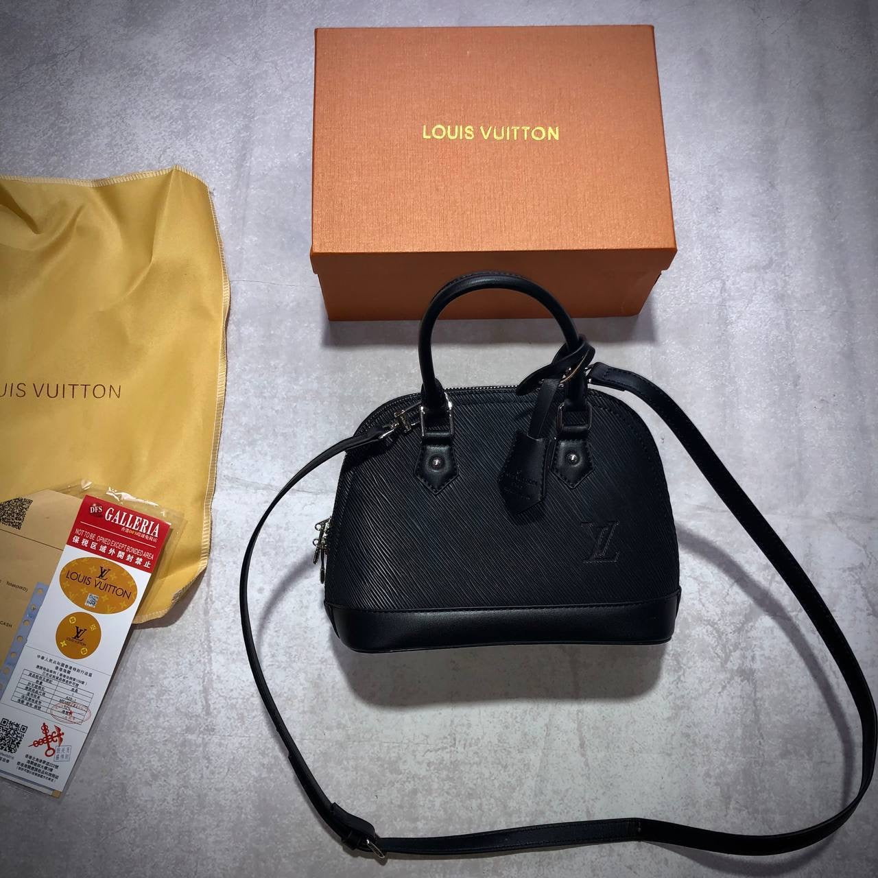 LOUI saddle bag