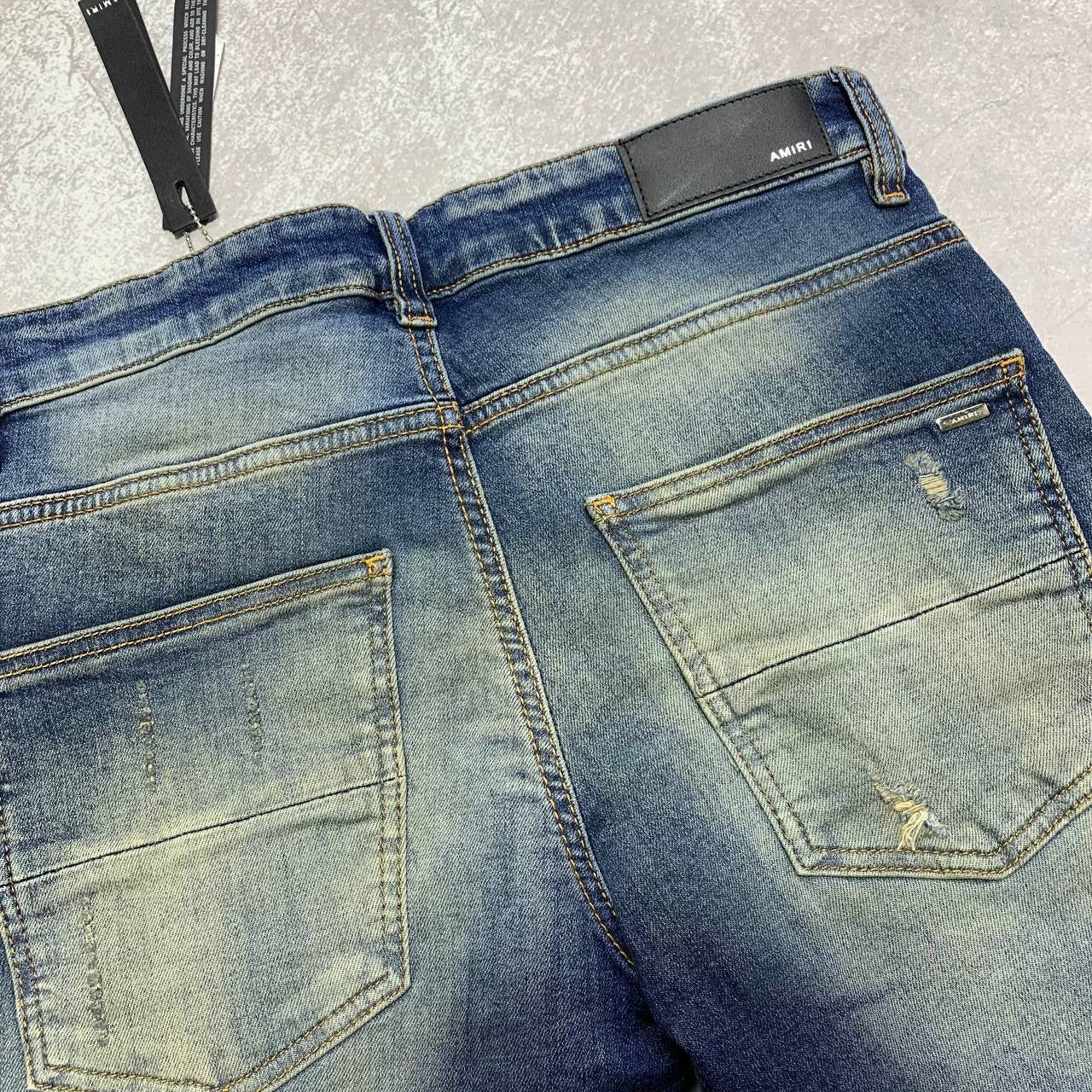 AMRI Jeans