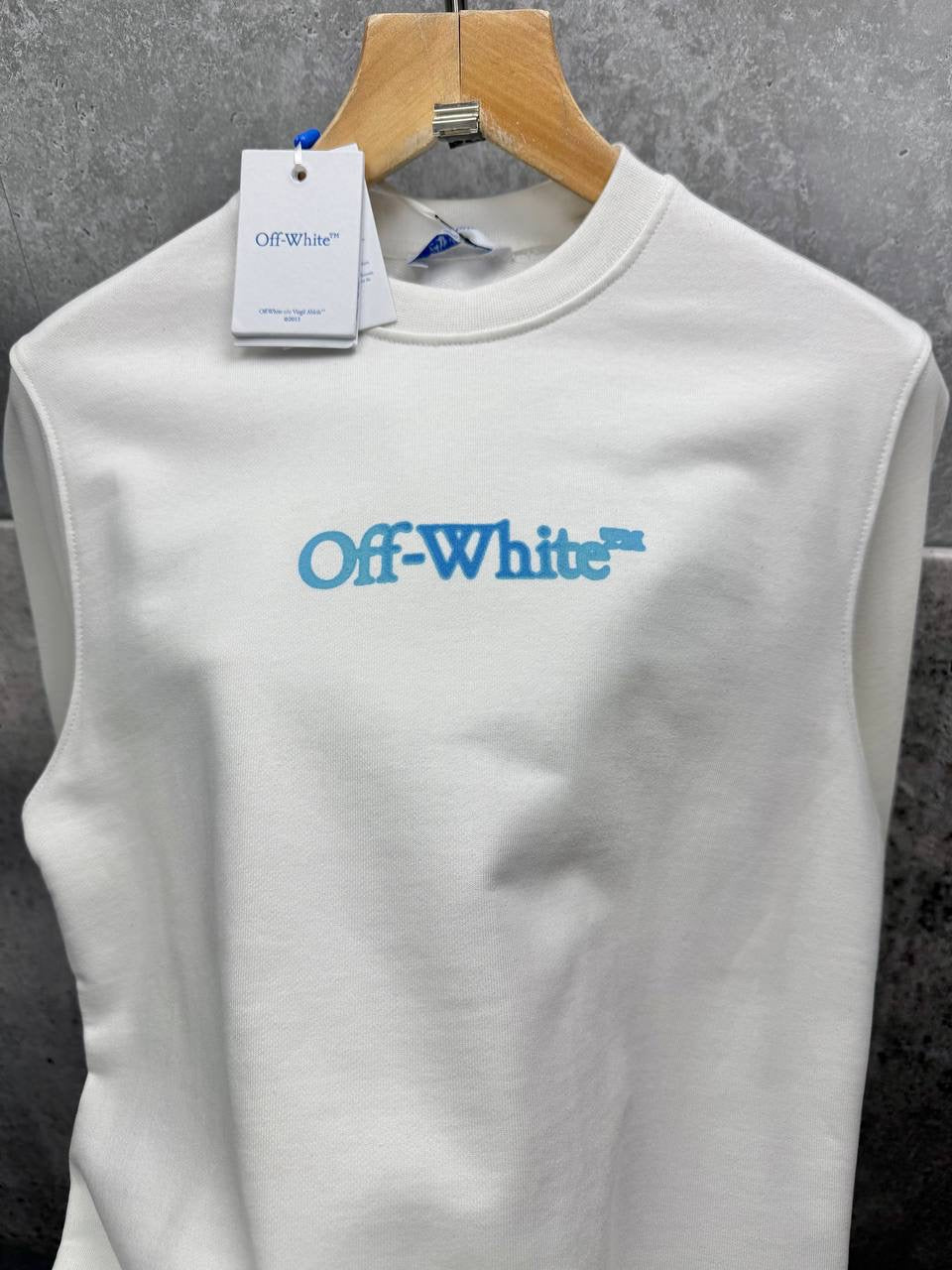 X WHITE sweatshirt