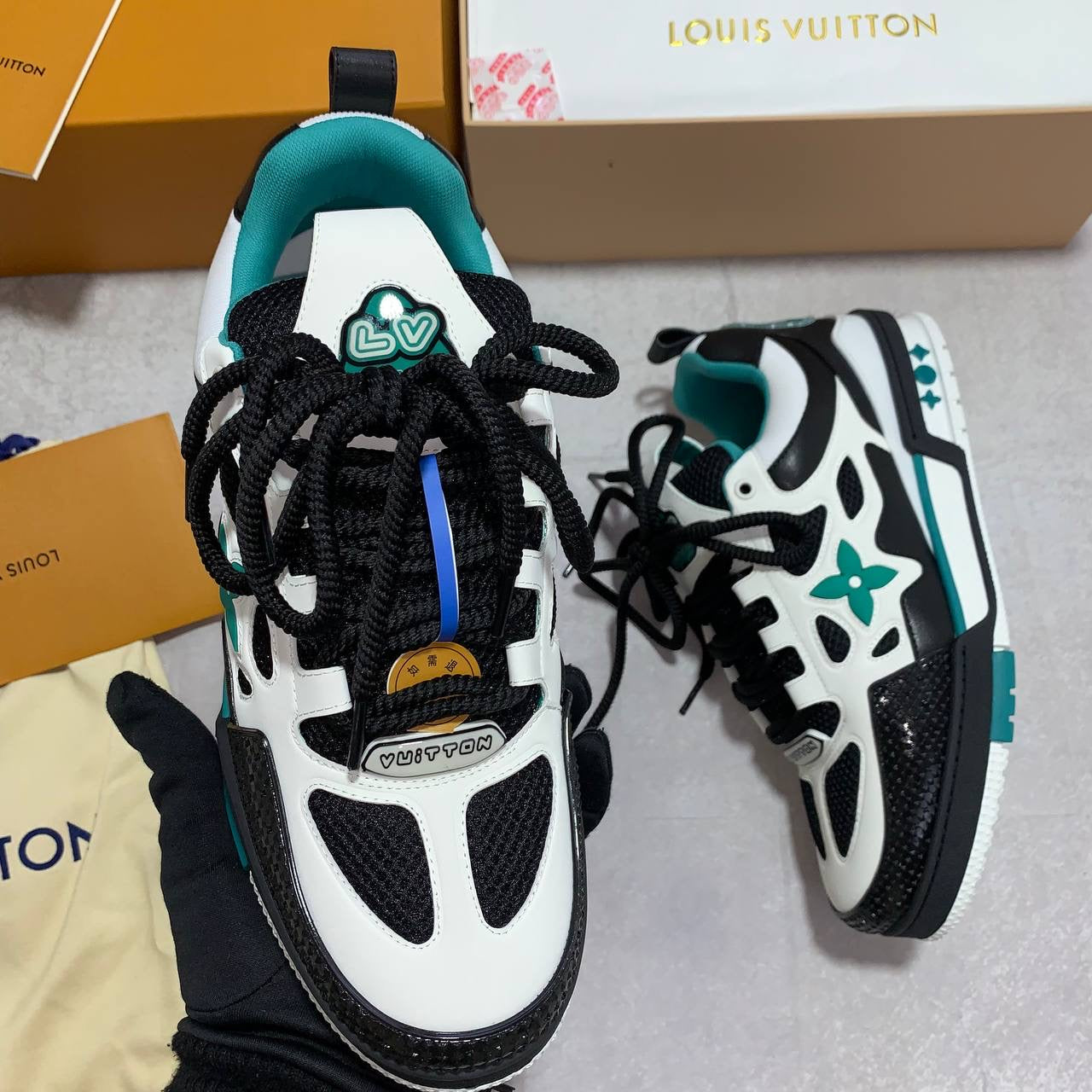 LOUI Trainers