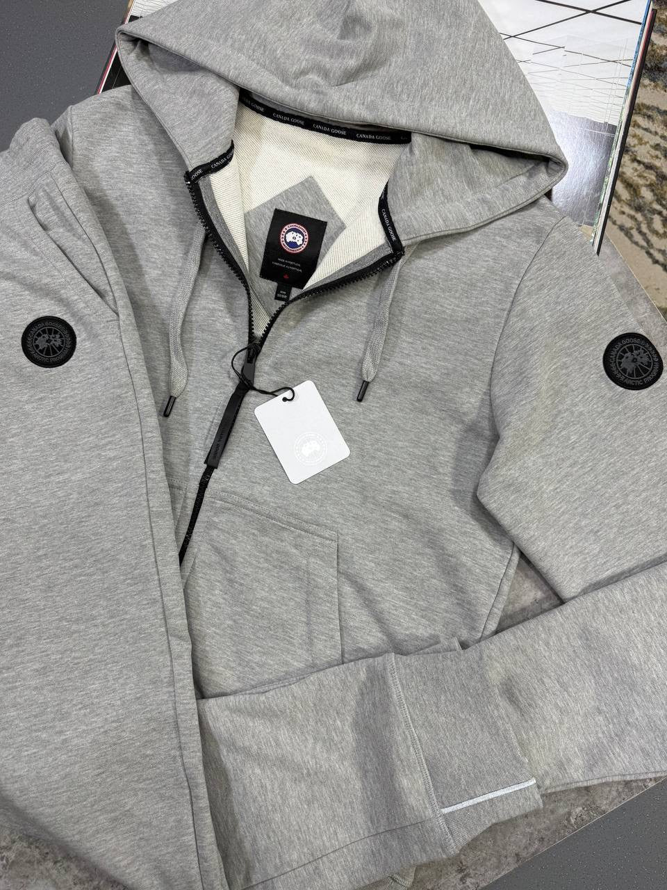 GOOSE TRACKSUIT