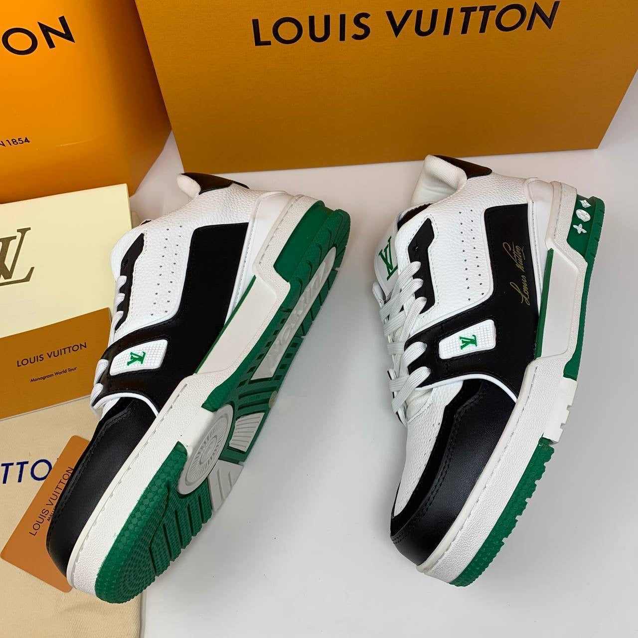 LOUI Trainers