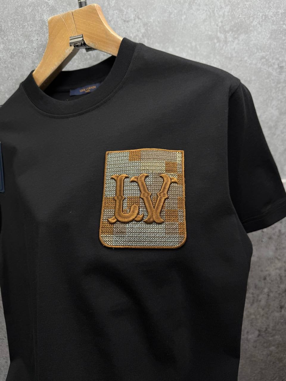 LOUI Tees