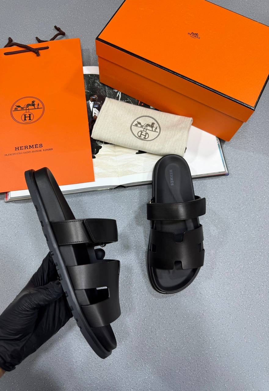 MES Sandal